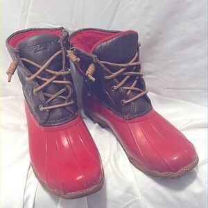 Bright red speery duck boots size 7 women’s